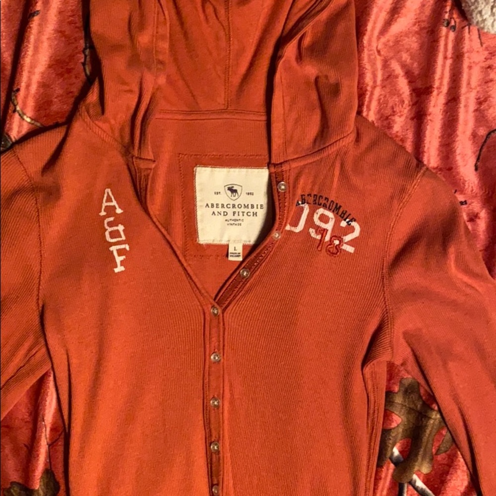 Long sleeve hooded